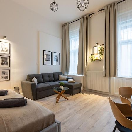 Budapest Holidays Operart Ngoại thất bức ảnh